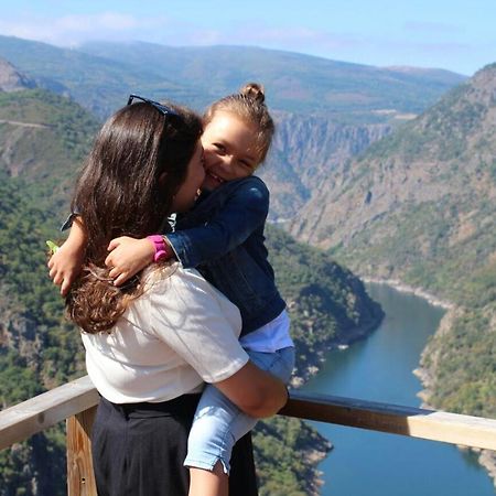 Casa Bolmente A Ver En La Ribeira Sacra. Villa Sober Bagian luar foto