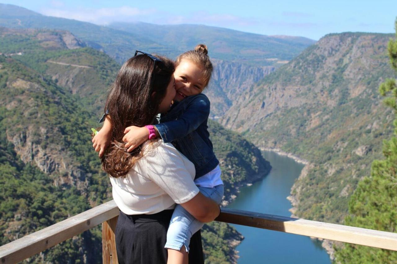 Casa Bolmente A Ver En La Ribeira Sacra. Villa Sober Bagian luar foto